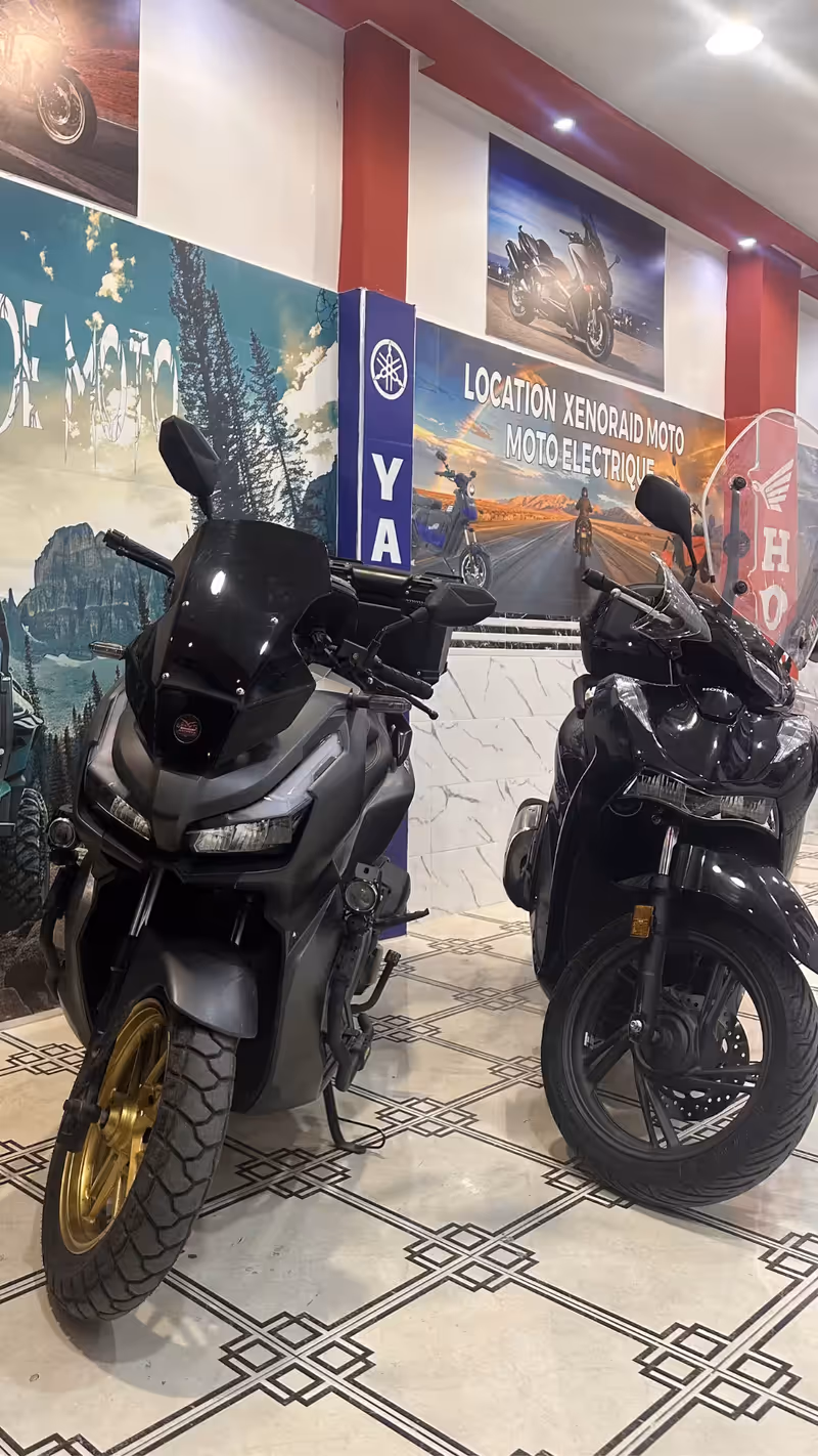 Honda SH, ADV et Cooper avec Xenoride à Tanger
